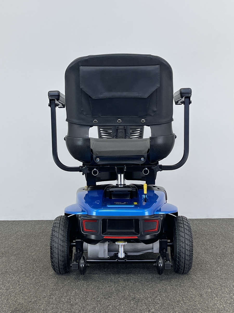 Used: 2022 Pride Revo 2.0 – Pavement/Transportable Mobility Scooter - Image 8